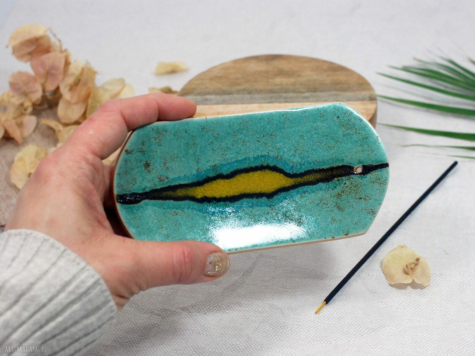 Turkusowa podstawka na kadzidełko boho - ręcznie robiona ceramika Fingers Art