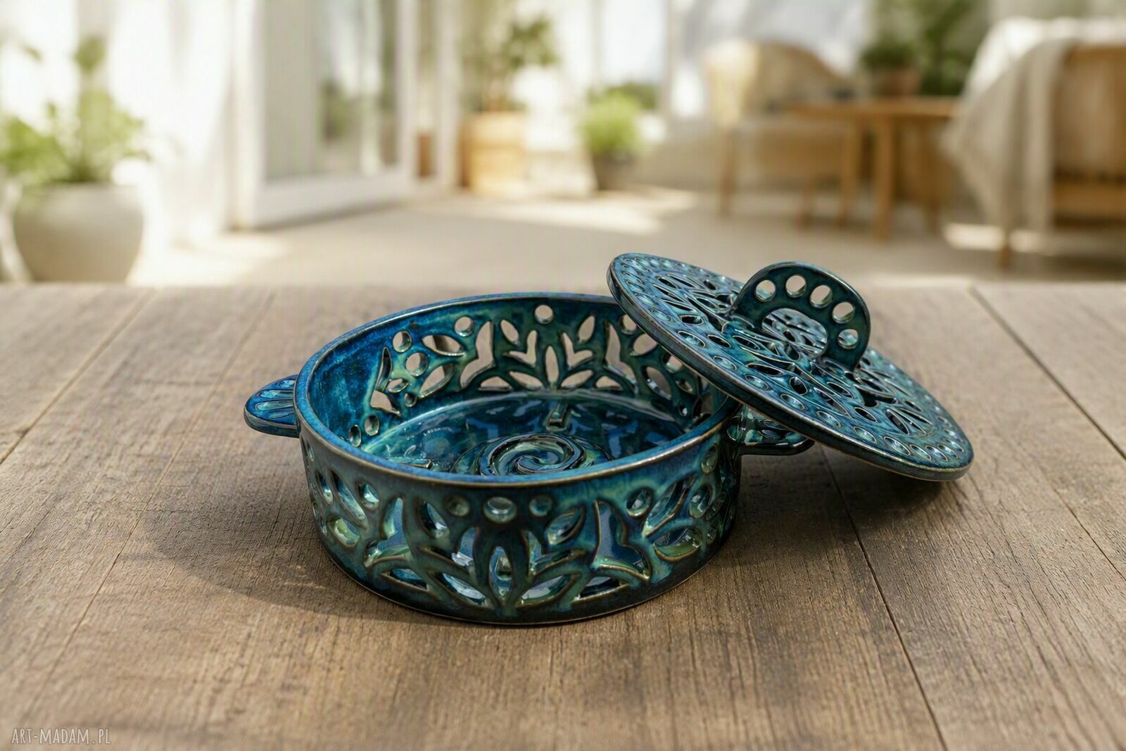 Granatowa ceramiczna podstawka na spiralę na komary