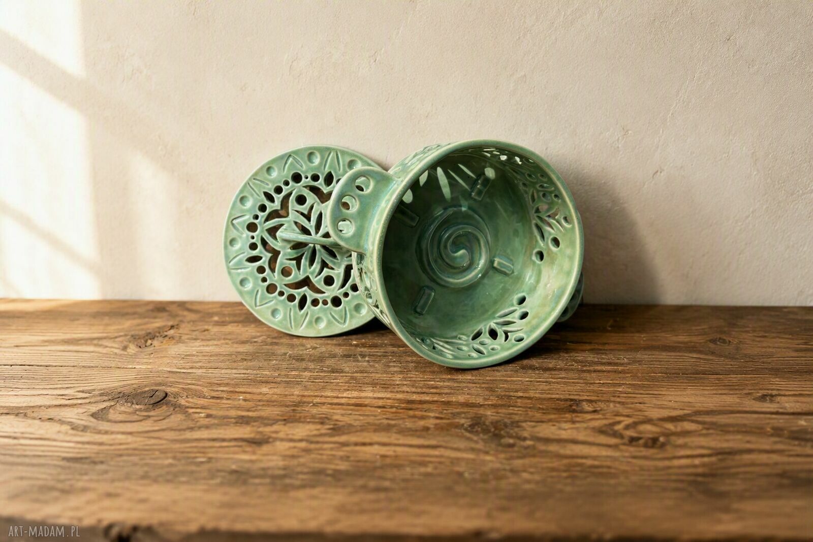 Ceramiczna podstawka na spiralę na komary - turkusowy połysk