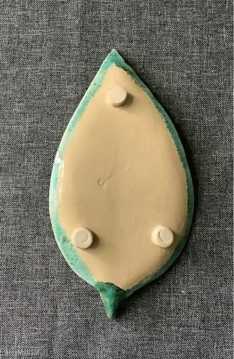 Ręcznie robiony ceramiczny talerzyk pod palo santo i mydelniczka - liść w zieleni