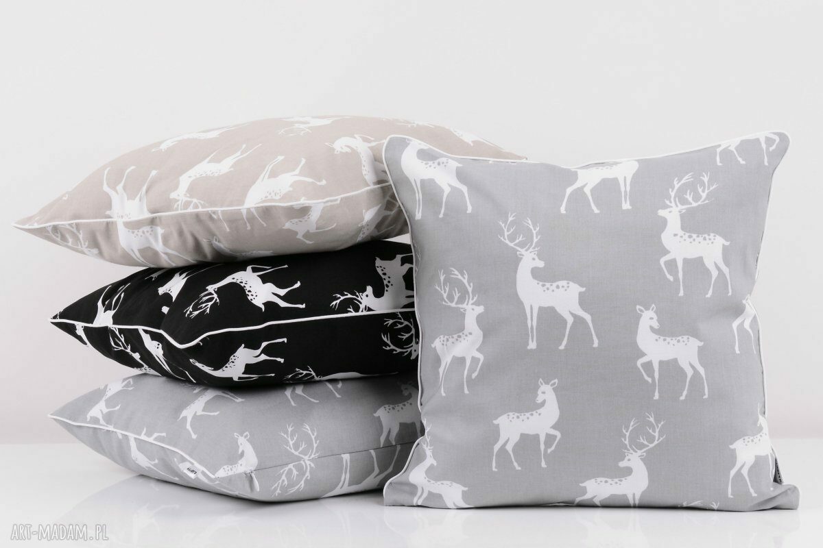 Poduszka Black Deer 50x50cm od majunto