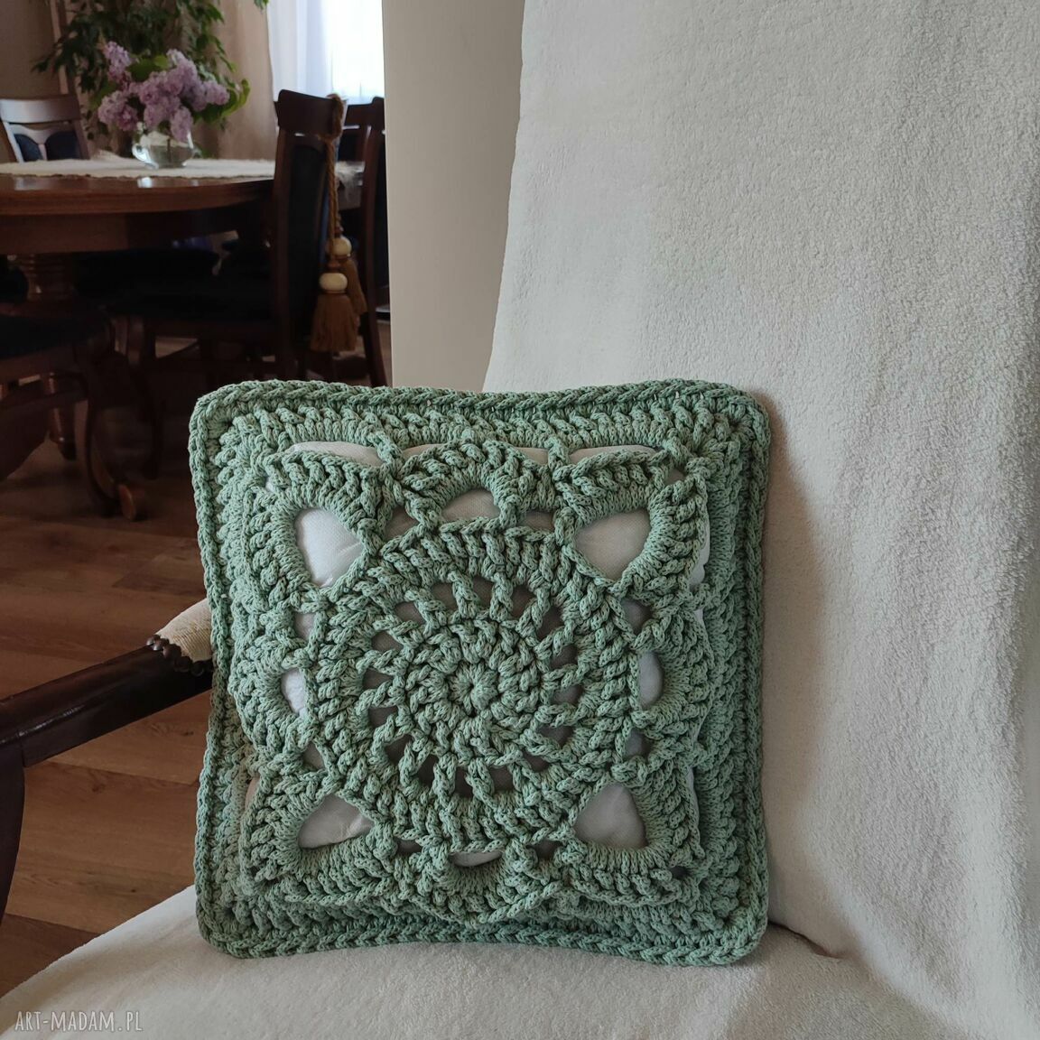 Poduszka dekoracyjna ze sznurka 40x40 cm - handmade szydełkowana na kanapę (eukaliptus)