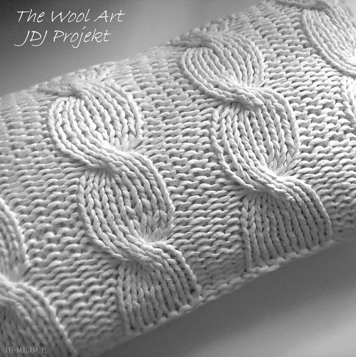 dom: dziergana poszewka HandMade