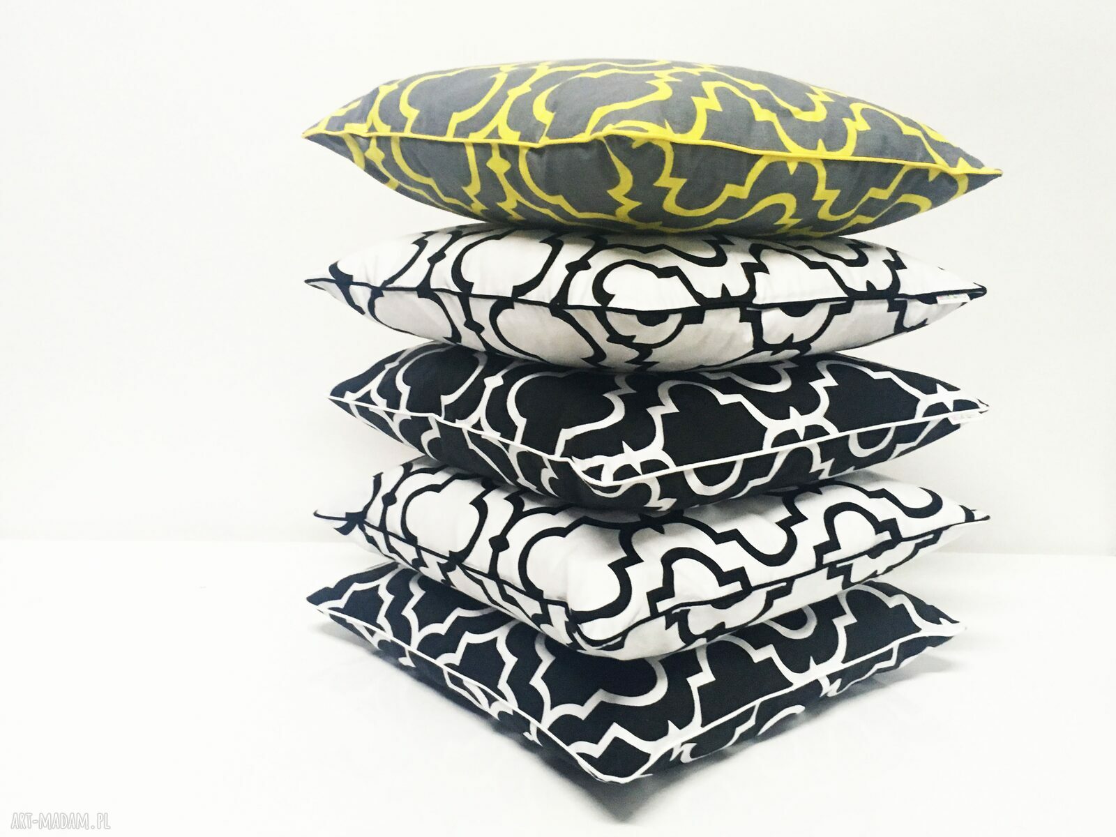 Poduszka FRESH BLACK New 50x50cm od majunto