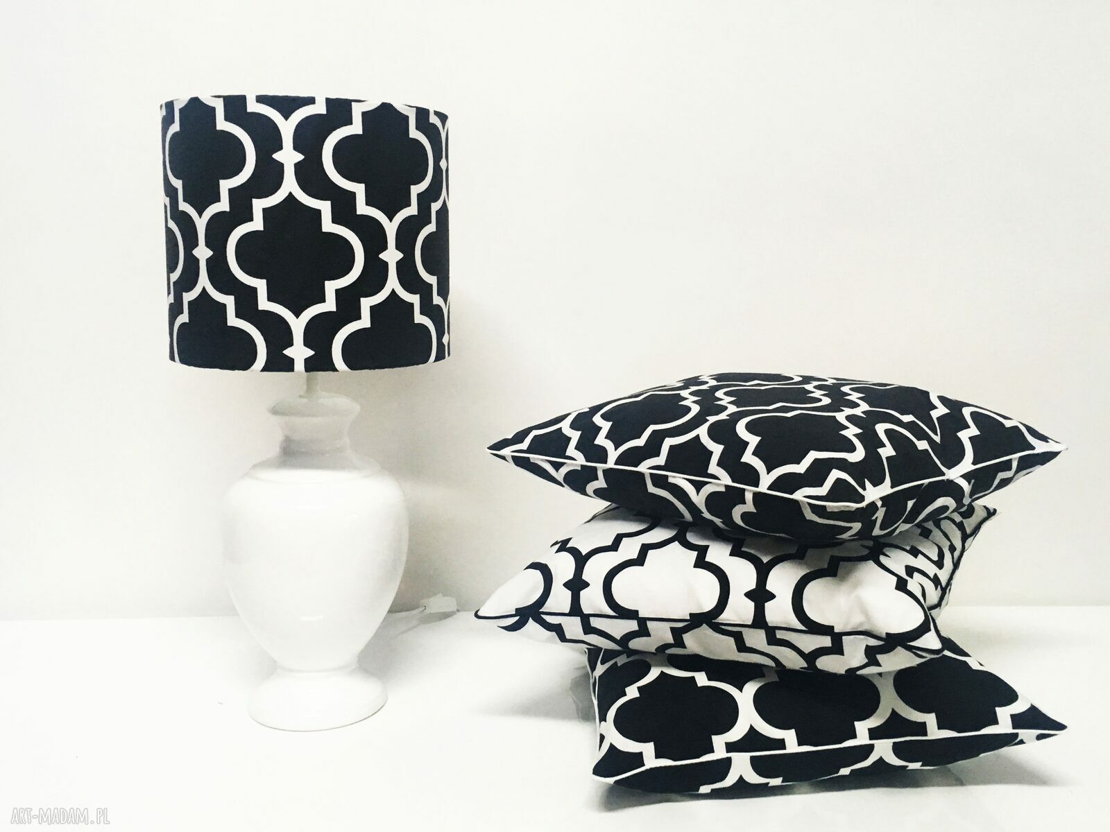 Poduszka FRESH BLACK New 50x50cm od majunto