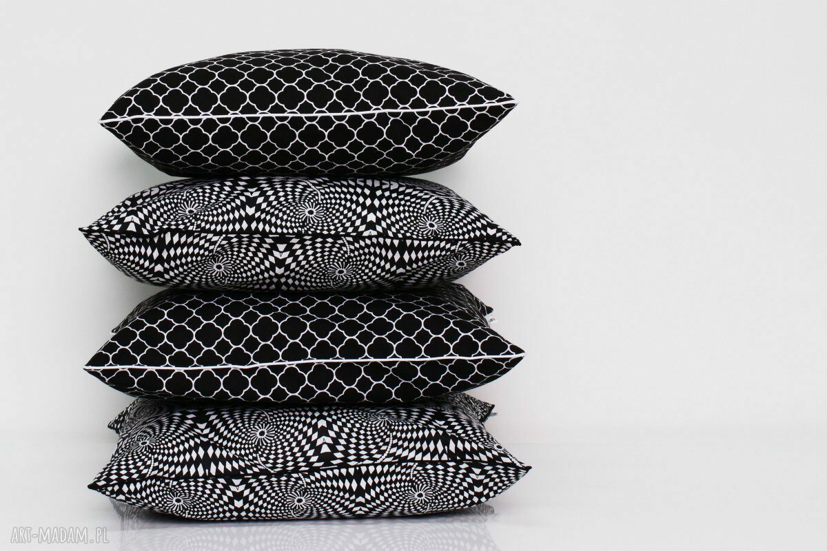 Poduszka LITTLE FRESH BLACK 50x50cm od majunto