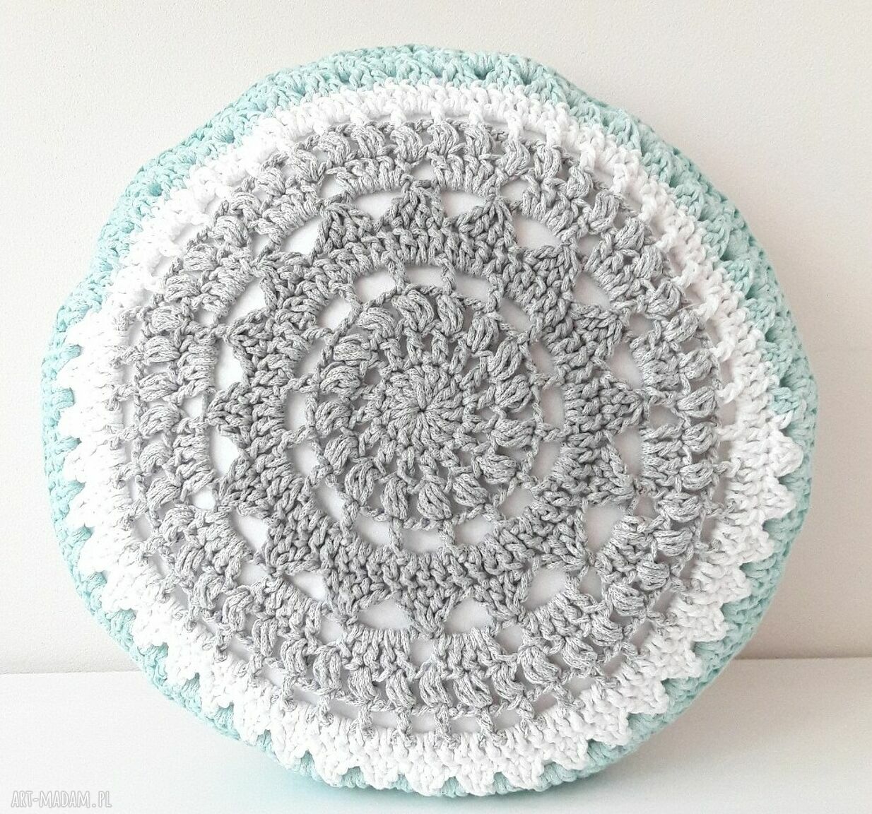 Poduszka Mandala Ombre "Zapach mięty" - miętowe przejścia i zdejmowana poszewka
