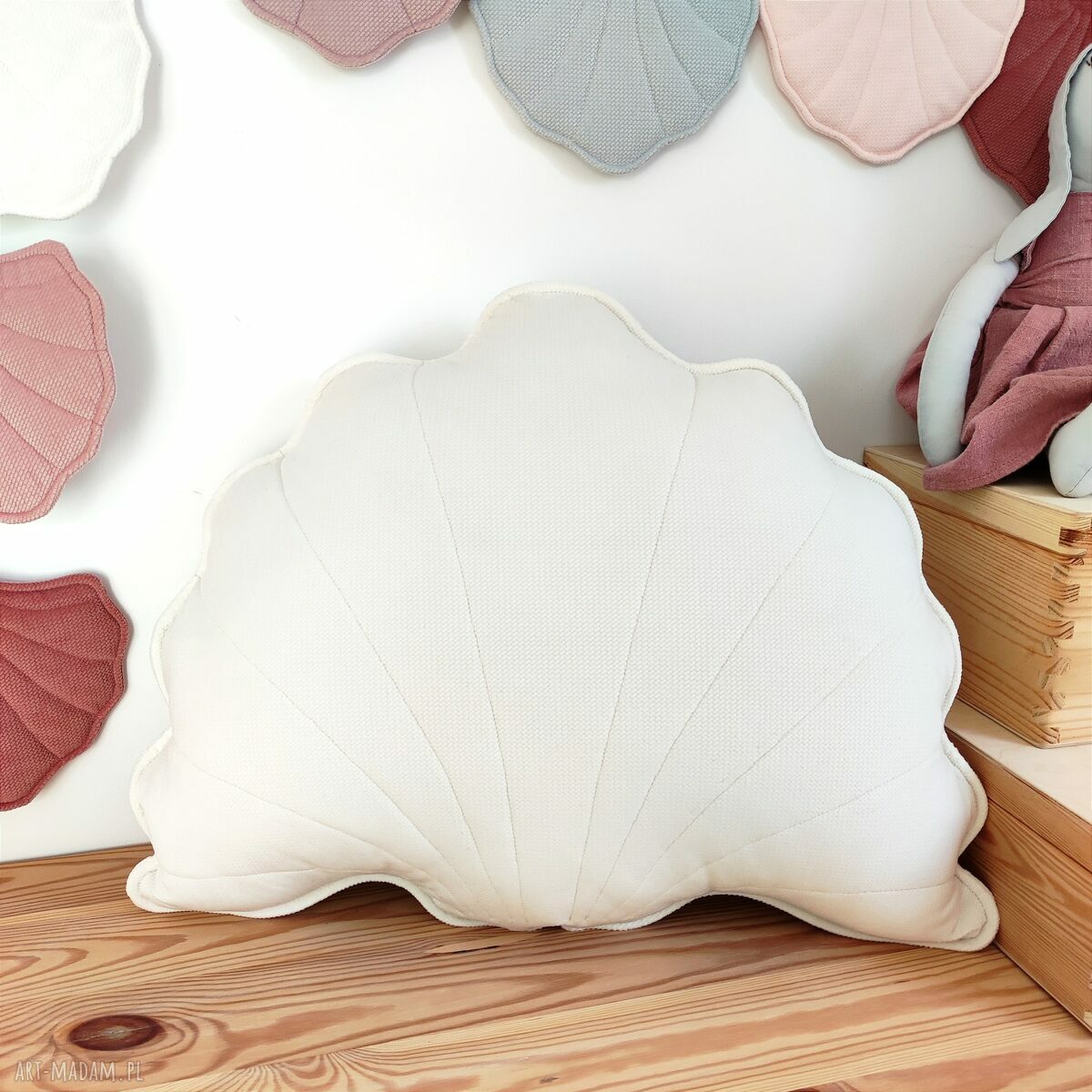 poduszki: Poduszka muszla Handmade