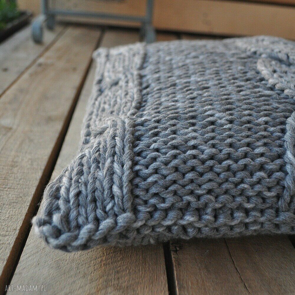 dom: poszewka na zamówienie dla Pani Ani ręczne wykonanie