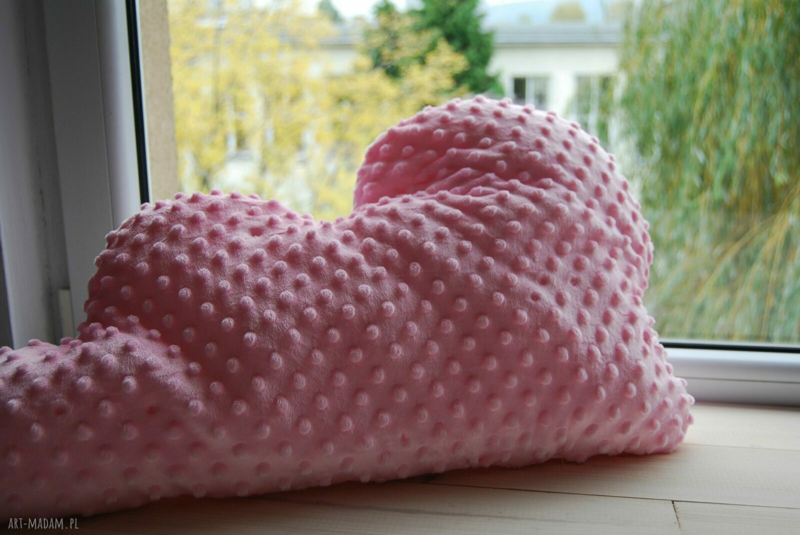 Poduszka Różowa Chmurka z minky (35 x 60 cm) - Handmade