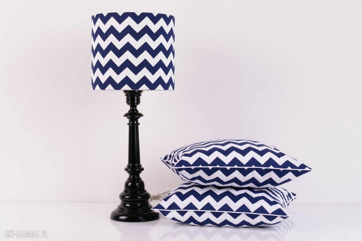 Poduszka Zygzak Navy Blue 50x50cm od majunto