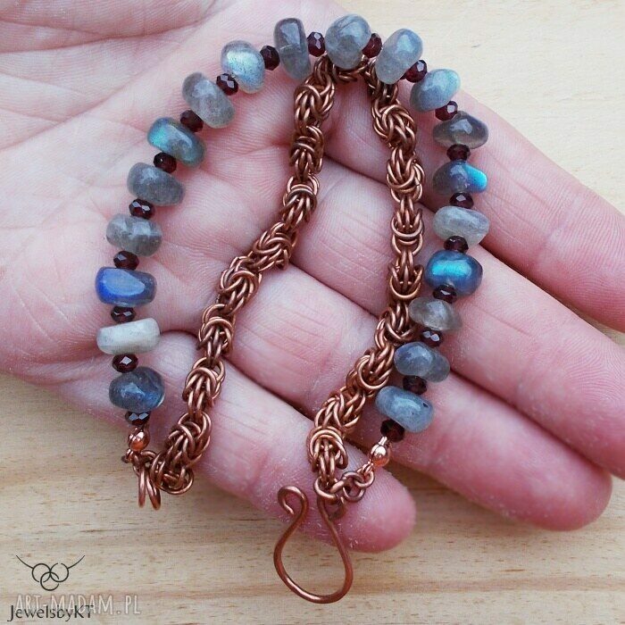 Podwójnie miedziana bransoletka z labradorytem i granatem - chainmaille