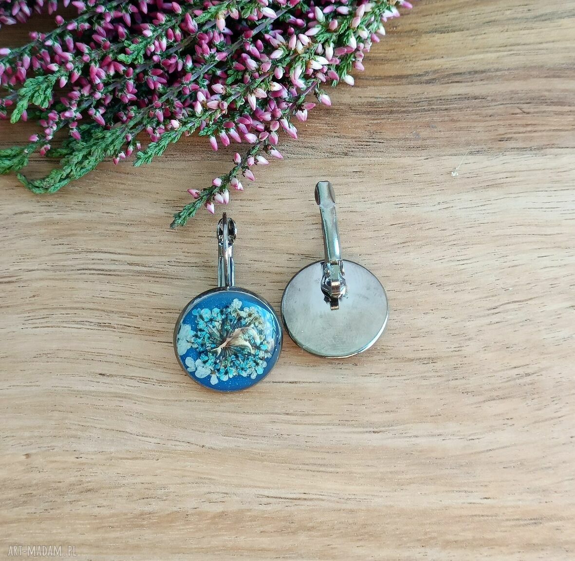 Podwójnie ukwiecone kolczyki Dzika Marchew z kwiatami w żywicy - Eko Craft