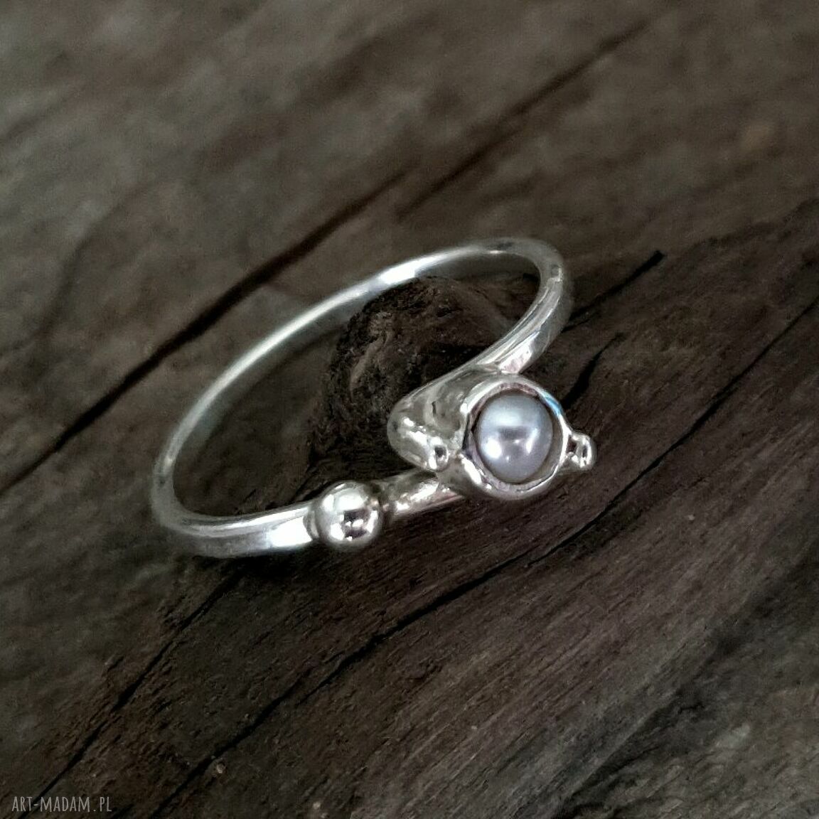 pierścionki: Point srebrny pierścionek z perłą naturalną ręczne wykonanie