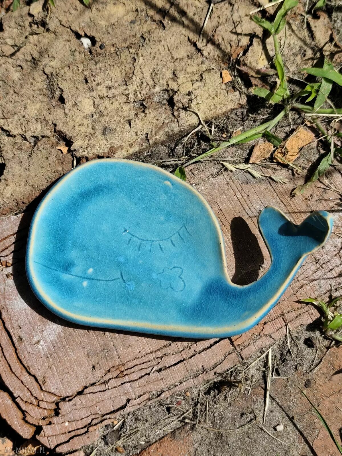 Pojemnik ceramiczny w kształcie delfinka na biżuterię