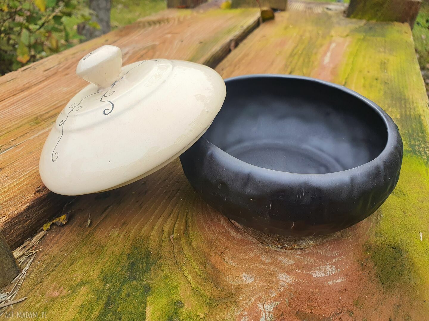 Ceramiczny pojemnik spożywczy - cukiernica i maselnica z ceramiki