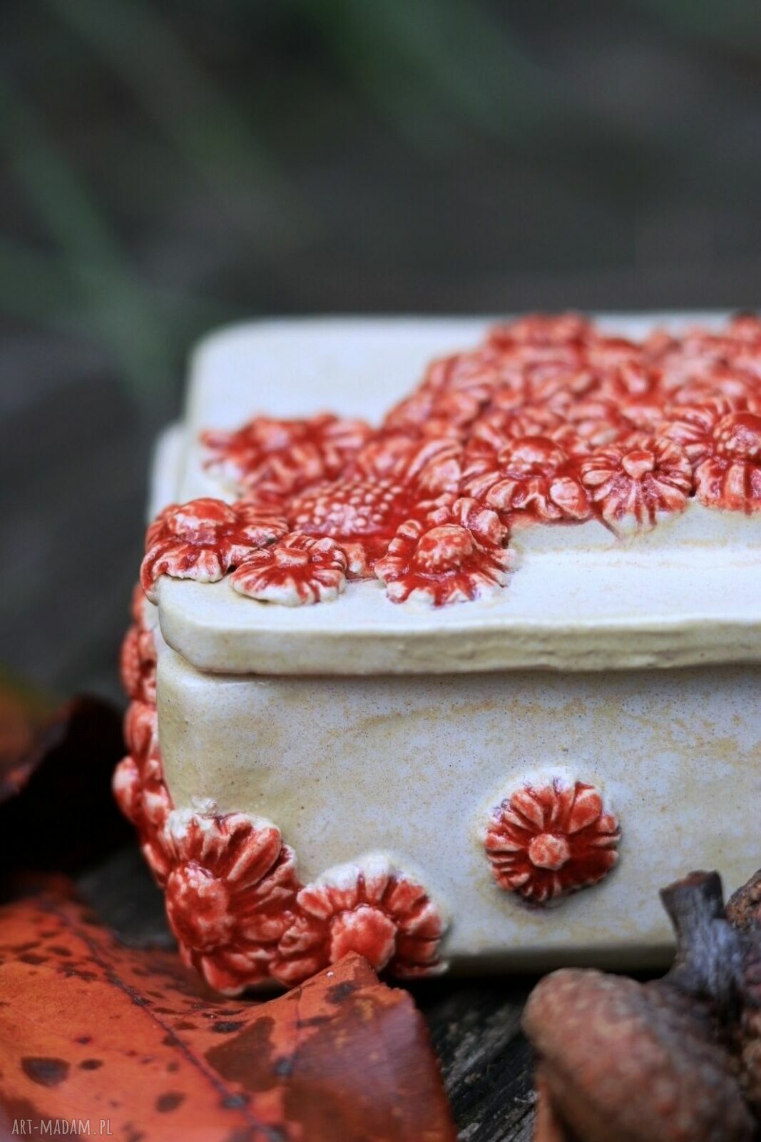 Pojemnik Kwiaty - ceramiczna szkatułka na biżuterię od Enio Art