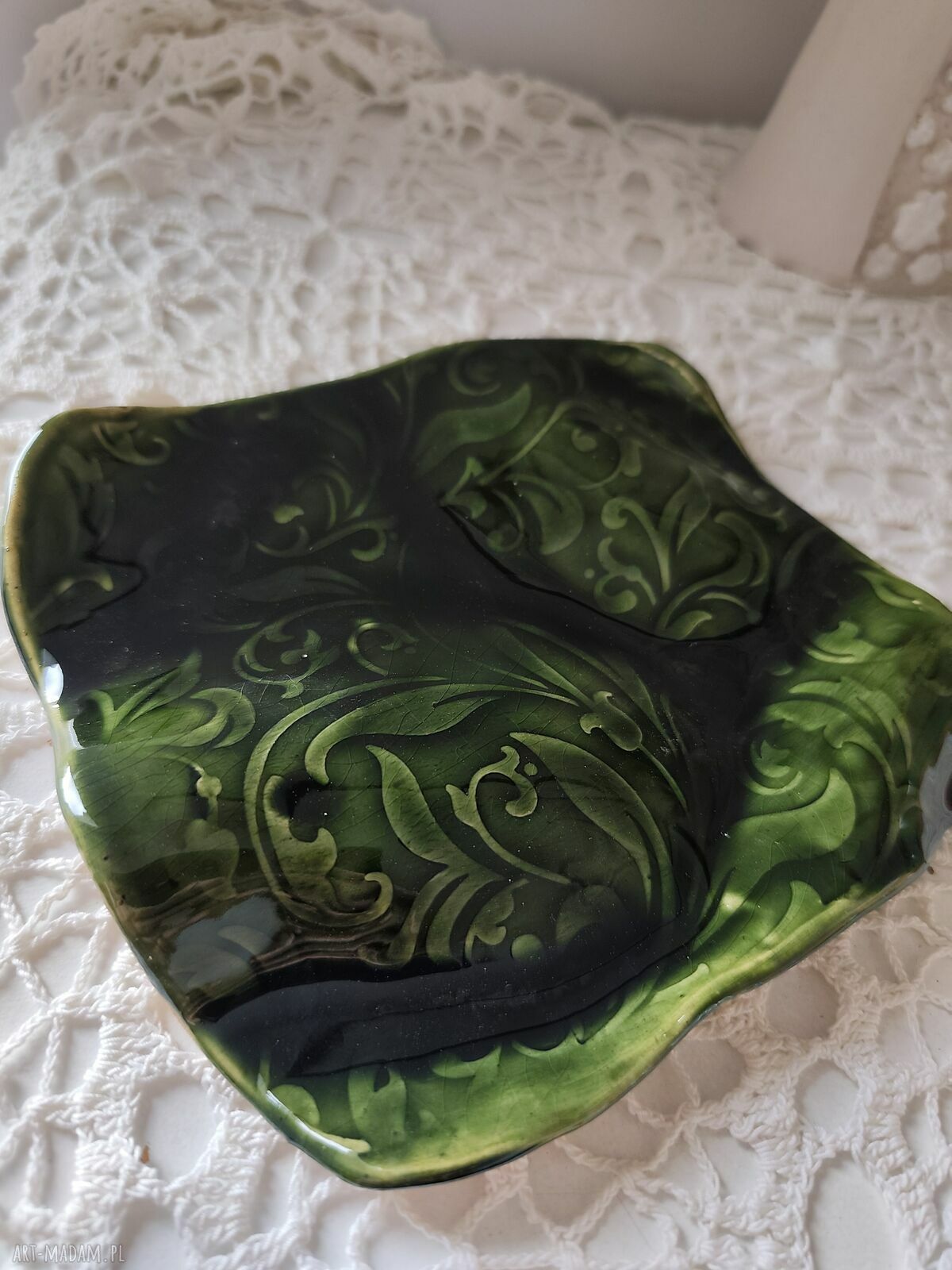 Pojemnik na biżuterię w zielonej ceramice - Wolna Chwila dla niej