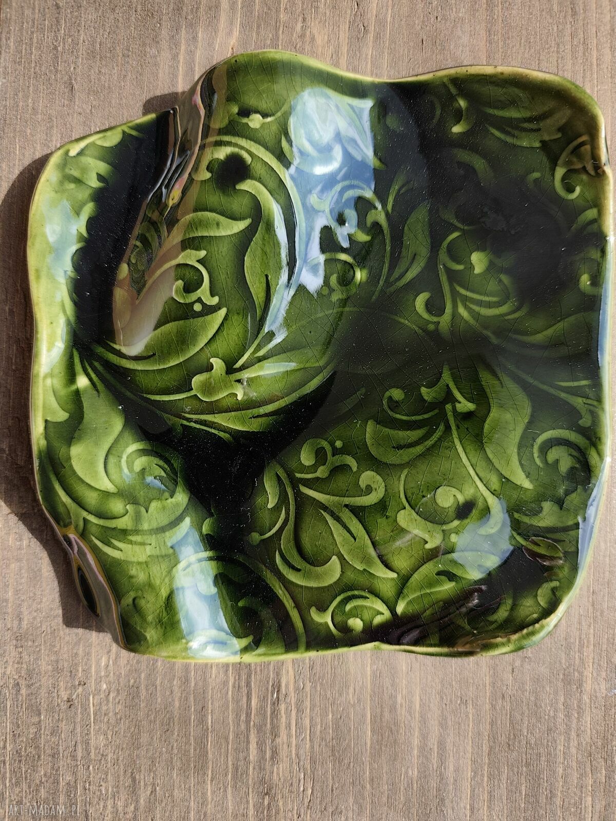 Pojemnik na biżuterię w zielonej ceramice - Wolna Chwila dla niej