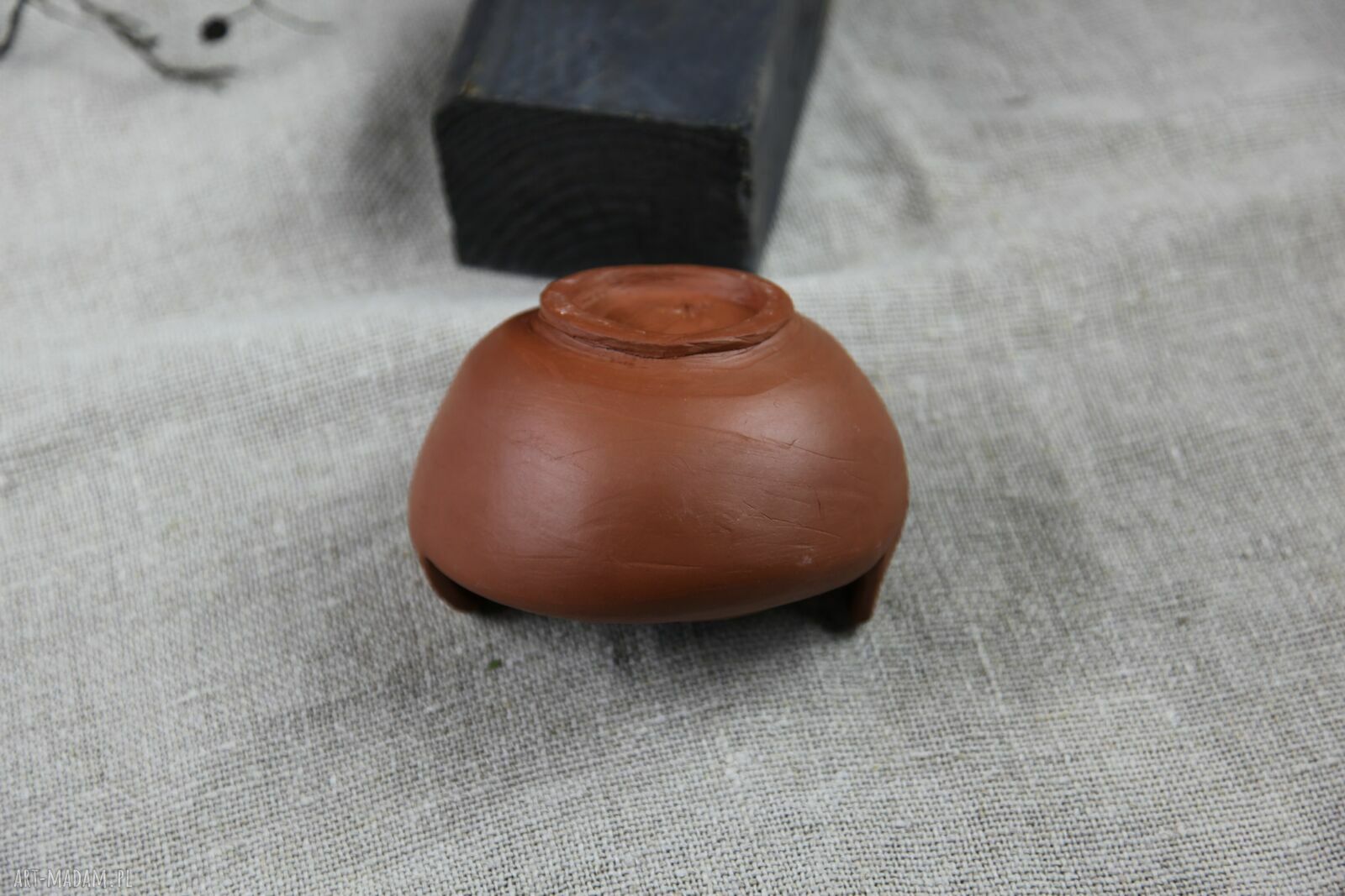 Pojemnik na ikebanę z terakoty - osłonka handmade dla Twoich kompozycji