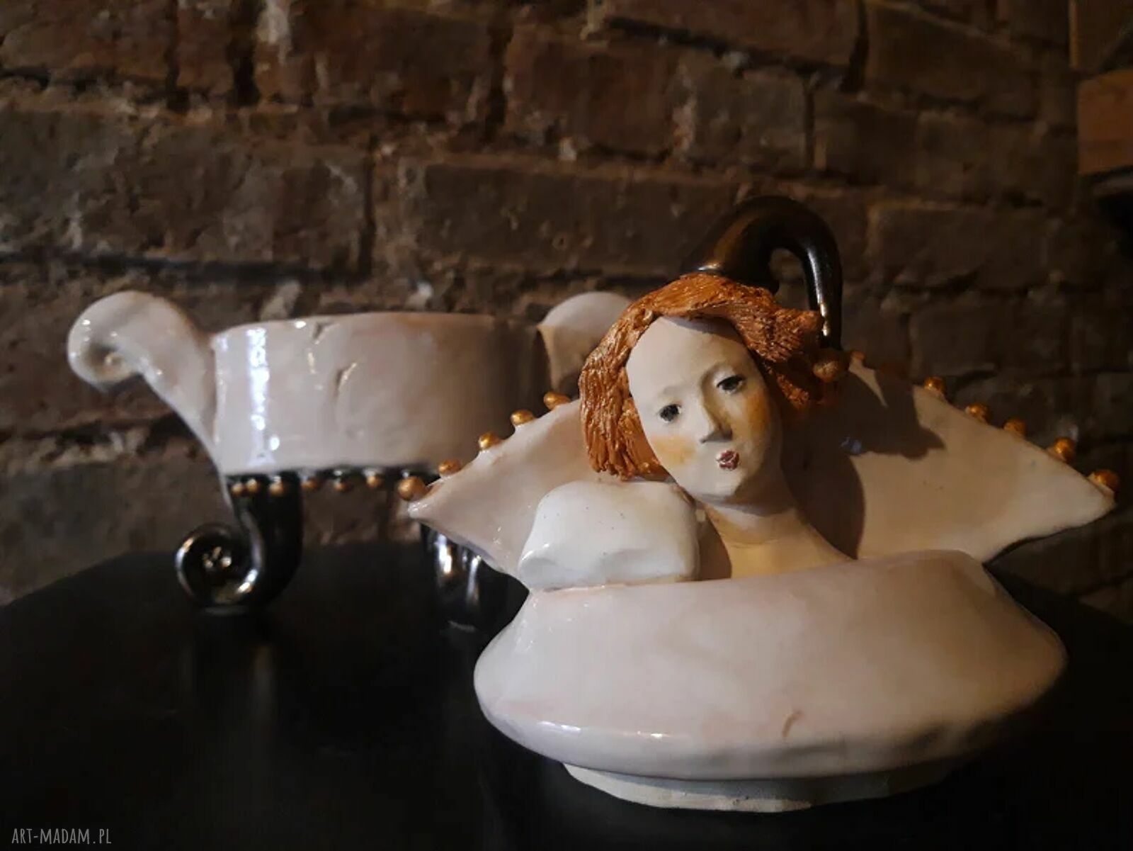 Ceramiczna szkatułka z przykrywką - pojemnik na biżuterię i różności