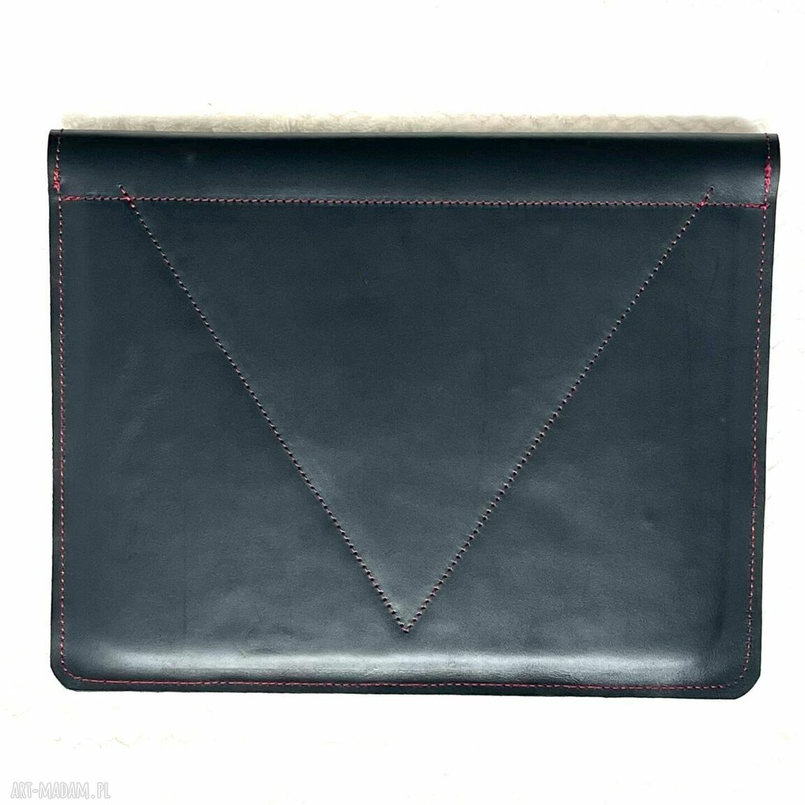 na laptopa: Pokrowiec na laptopa 13 cal skórzany czarno czerwony. Ręcznie wykonane