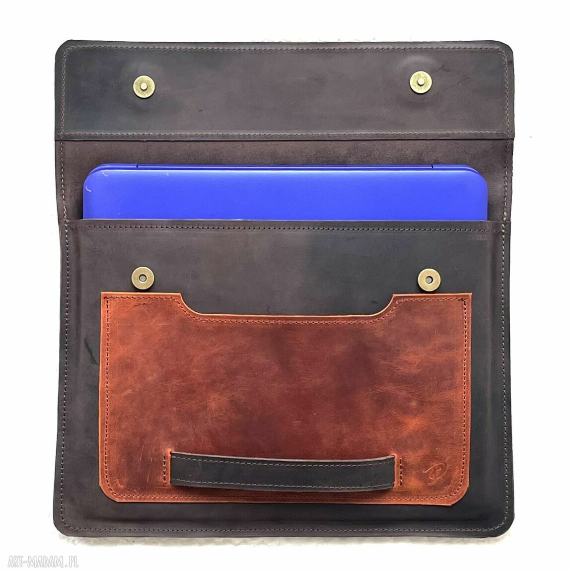 na laptopa: Pokrowiec na laptopa 13 cal z brązowej skóry. hand made