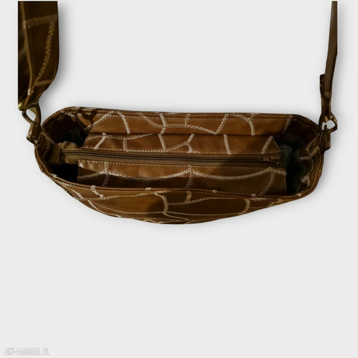 Półokrągła torebka damska brązowa na ramię - handmade