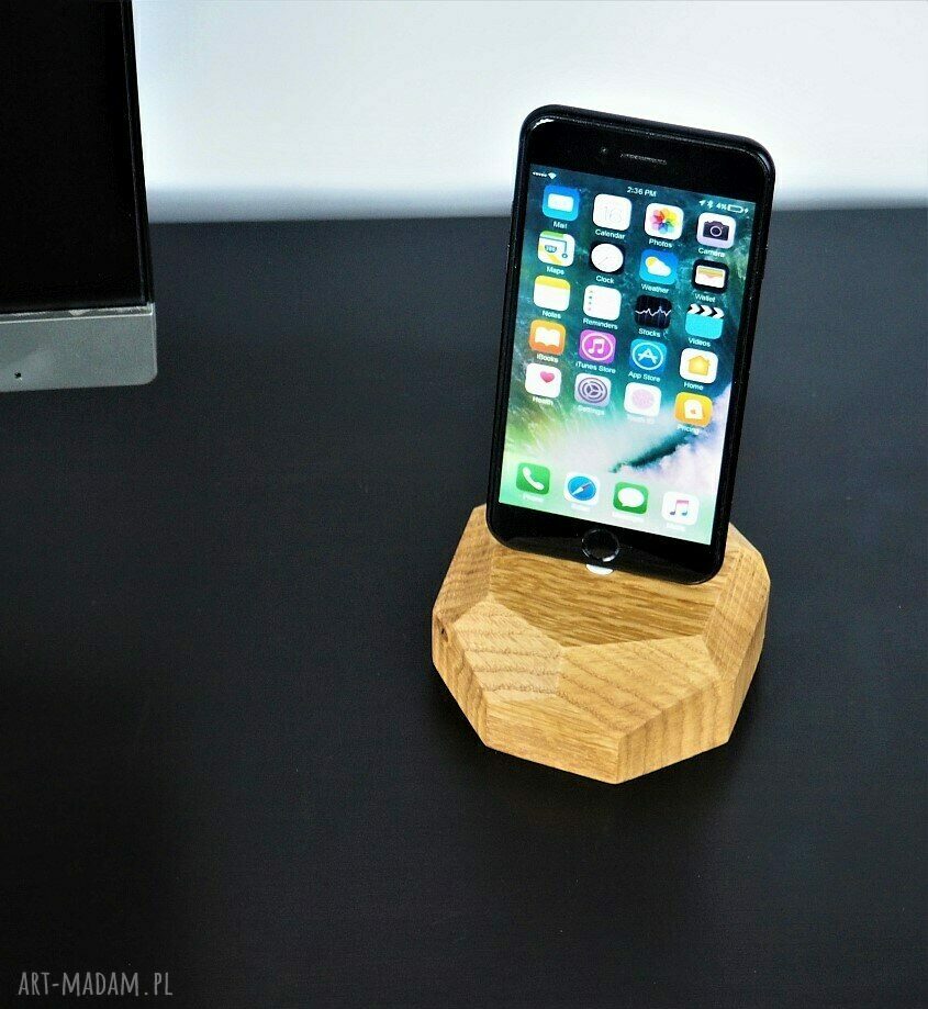 Stacja do telefonu iPhone Dock „Dusza” z dębu Oakywood (ręcznie wykonana)