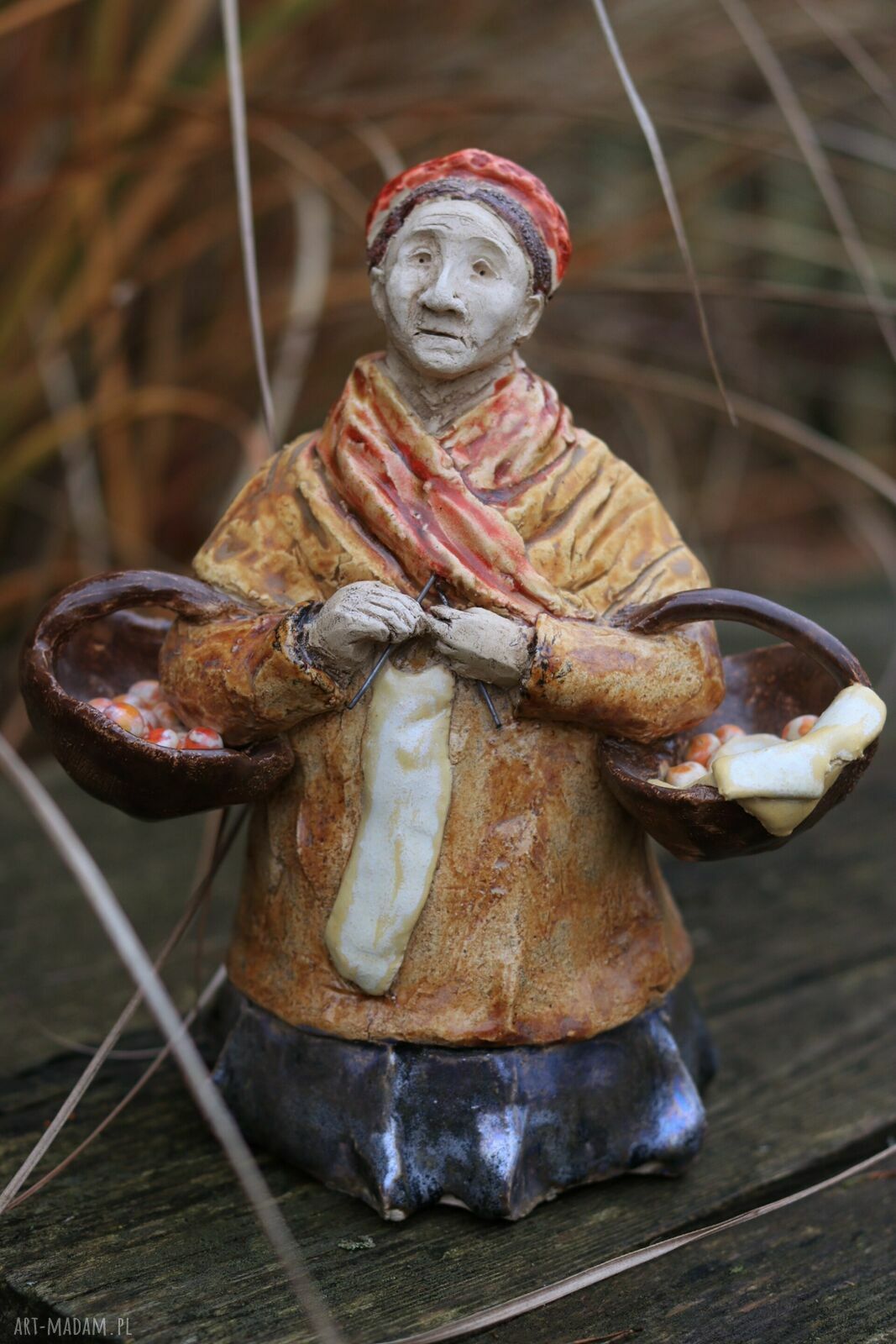 Pomarańczarka - figurka rzeźba ceramiczna Enio Art