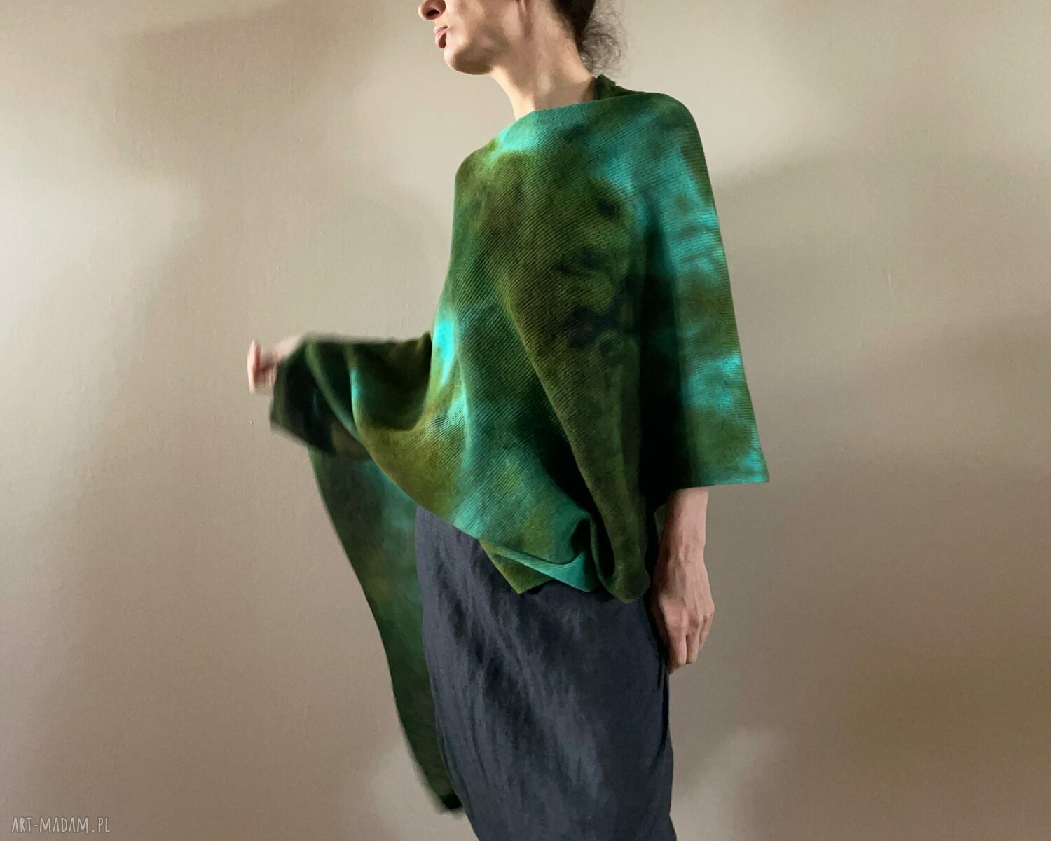 Zielone ponczo z merynosów - narzutka tunika 100% merino