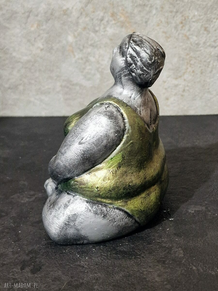 Poranna energia z... Justyną - rzeźba z gipsu (kobieca dekoracja handmade)