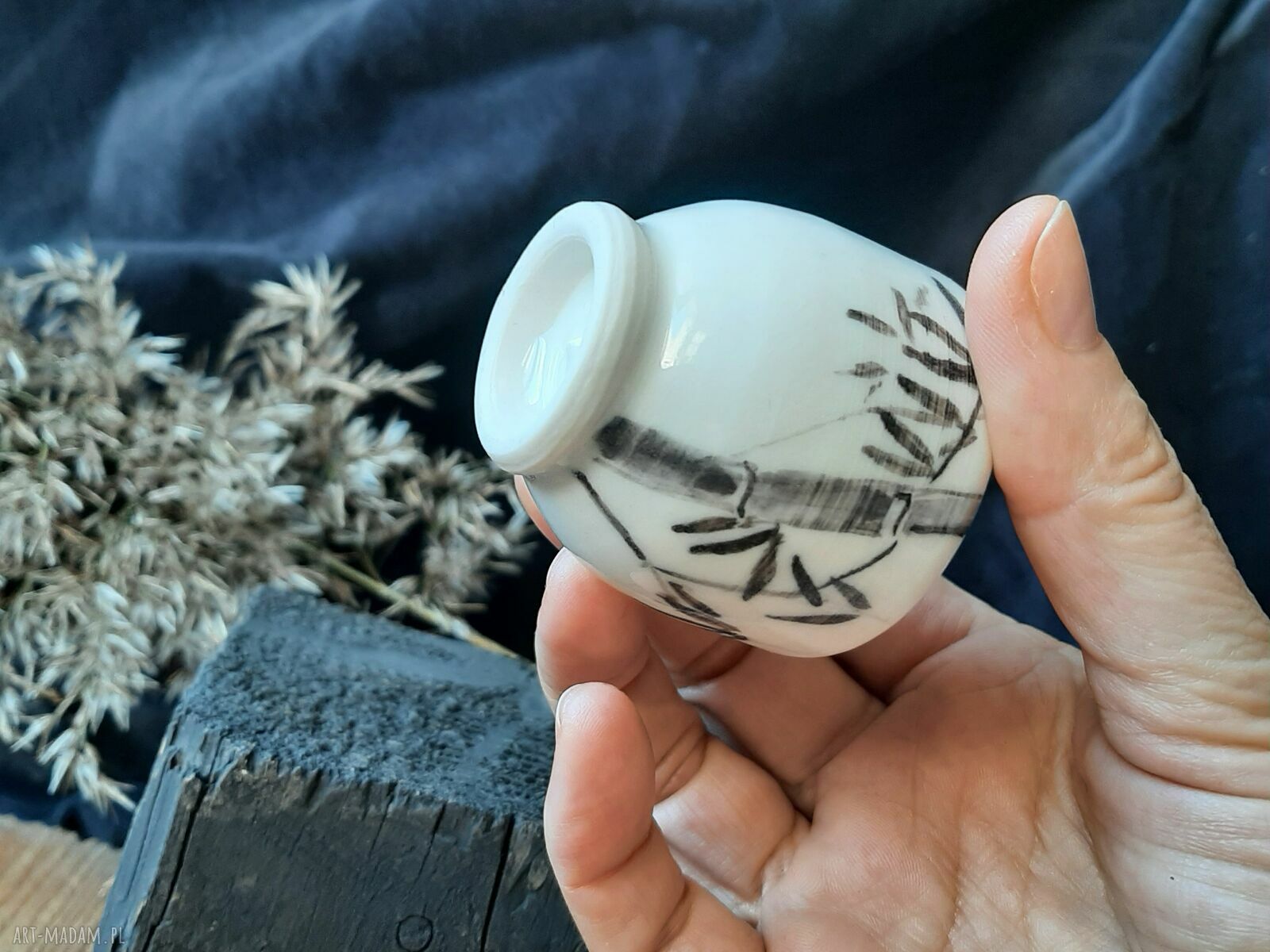 Porcelanowa czarka do sake Bambusy 40 ml - styl japoński suibokuga