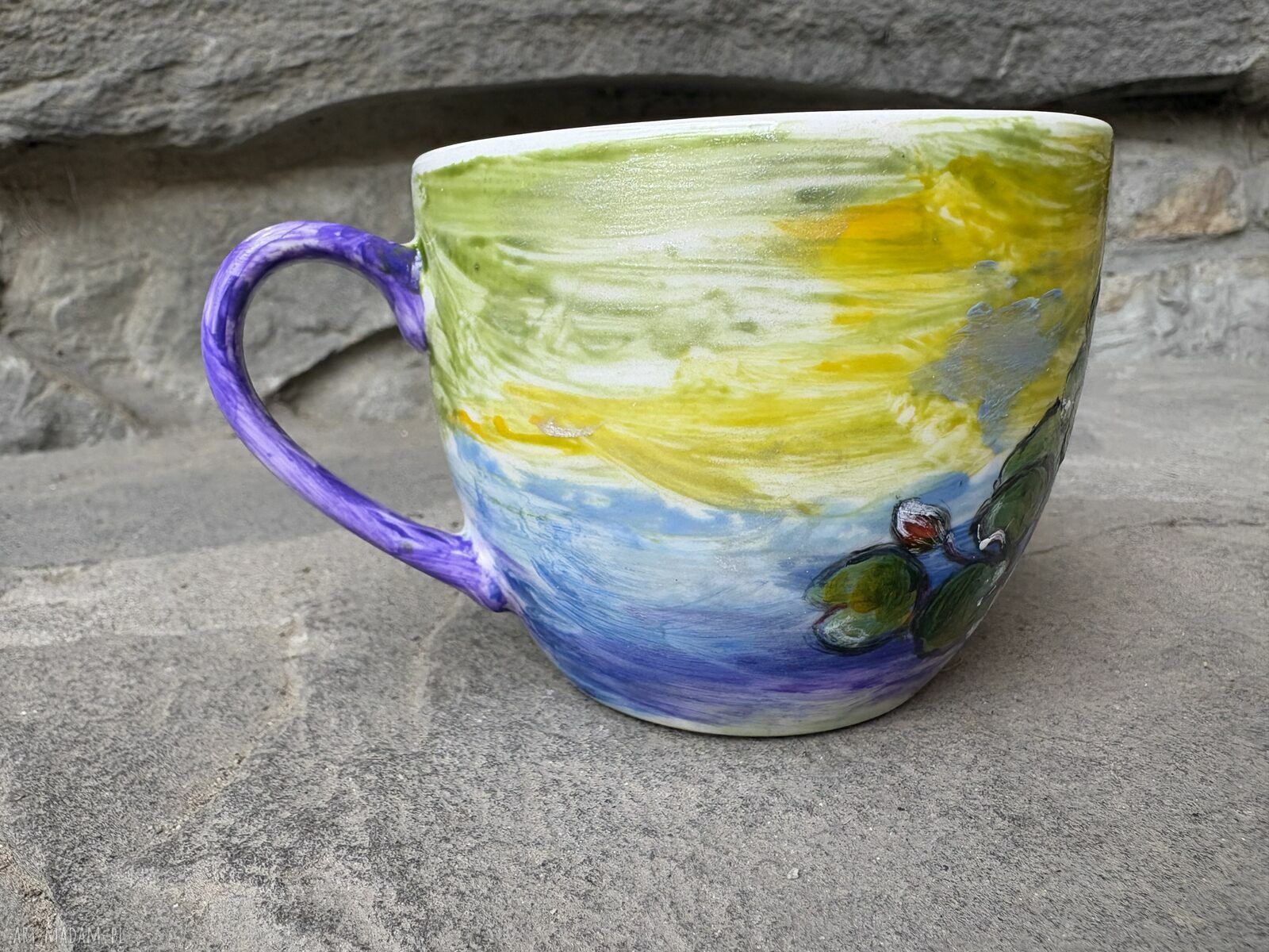 Porcelanowa filiżanka ręcznie malowana Lilie wodne (250 ml) ze spodkiem