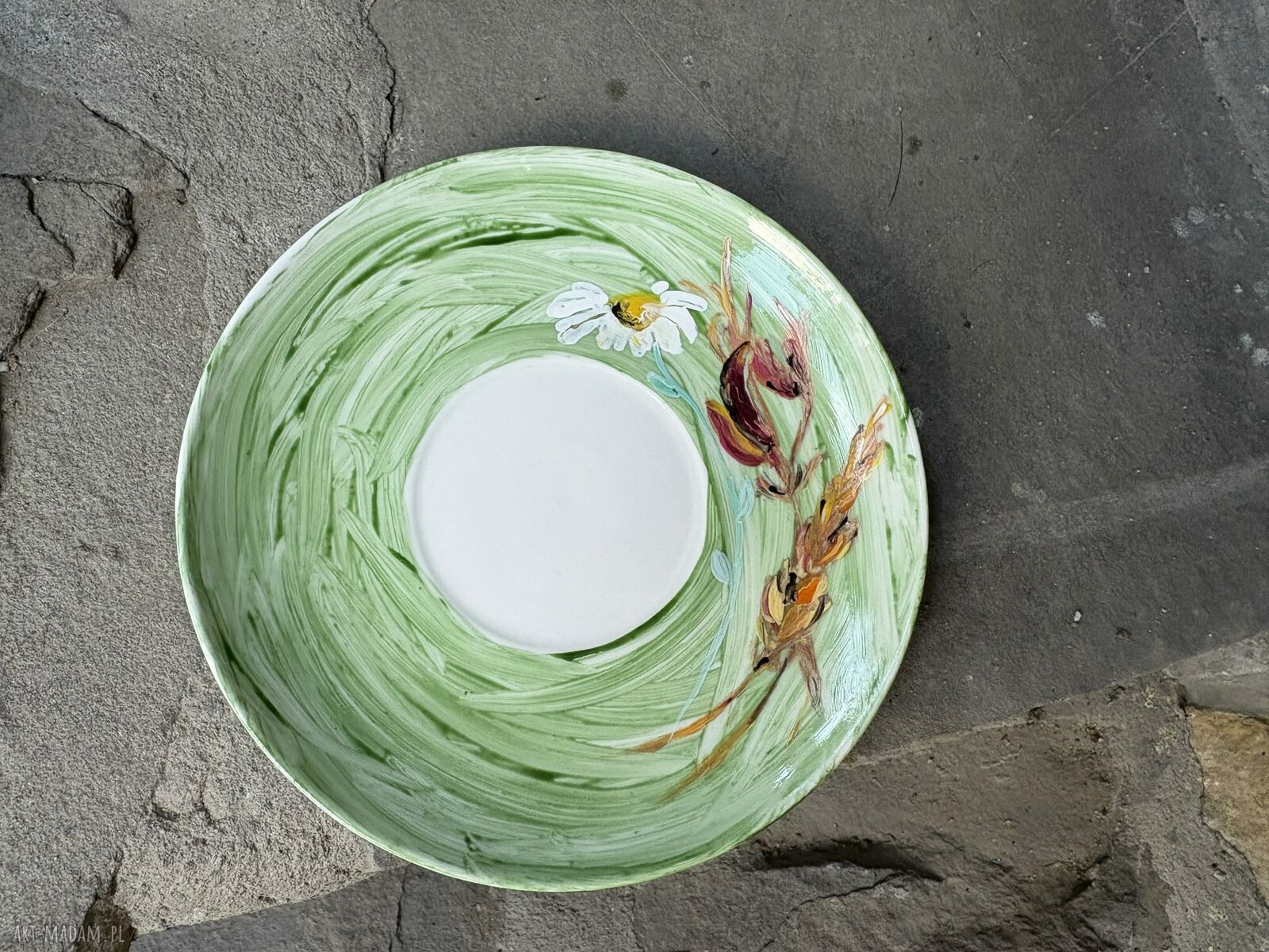 Porcelanowa filiżanka ręcznie malowana Łąka 250 ml ze spodkiem