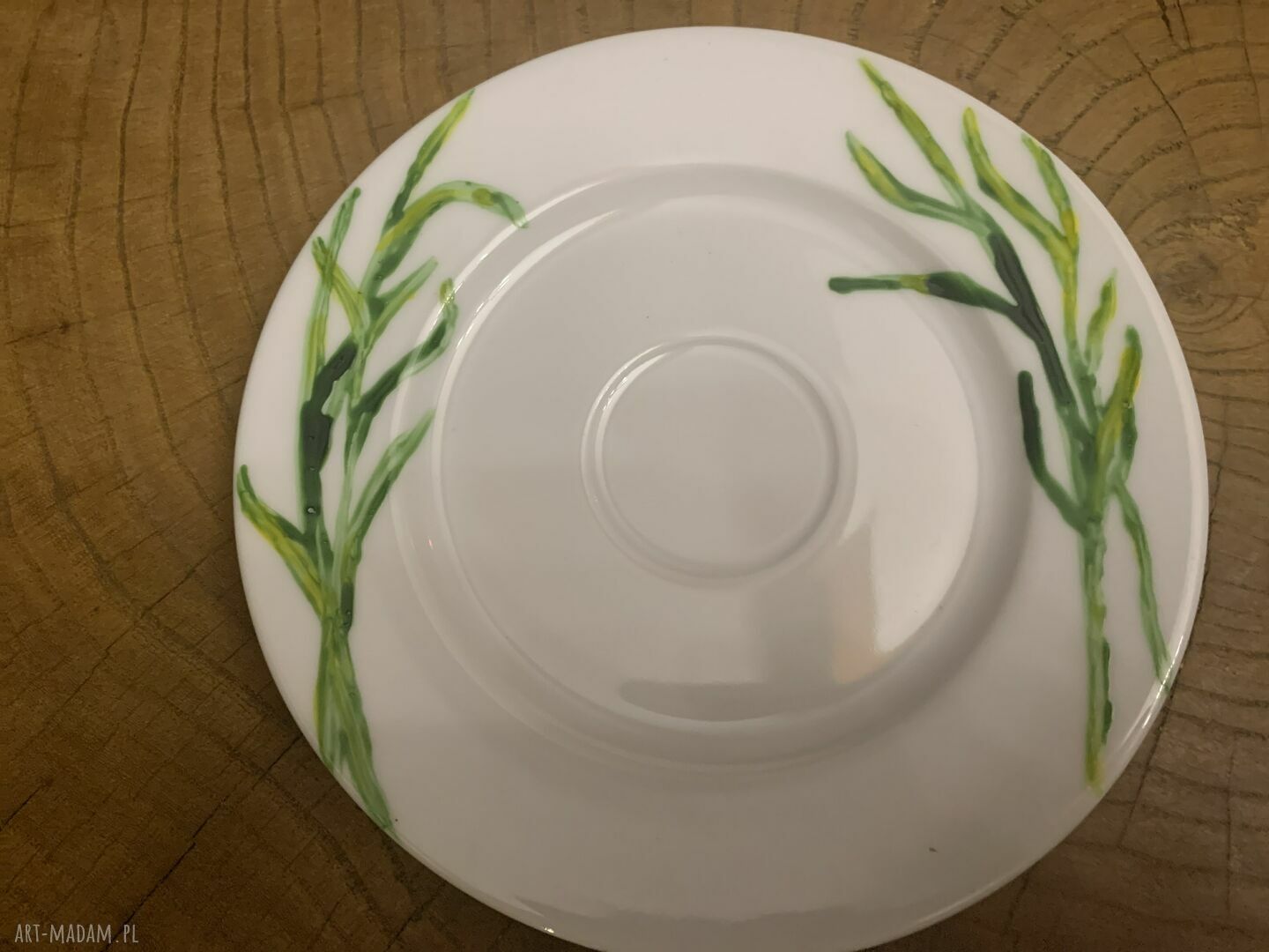 Porcelanowa filiżanka ze spodkiem Sarny
