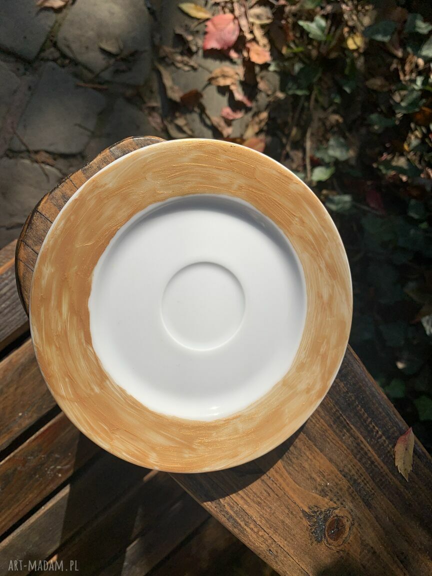 Porcelanowa filiżanka ręcznie malowana - Owoce w złocie (200 ml)