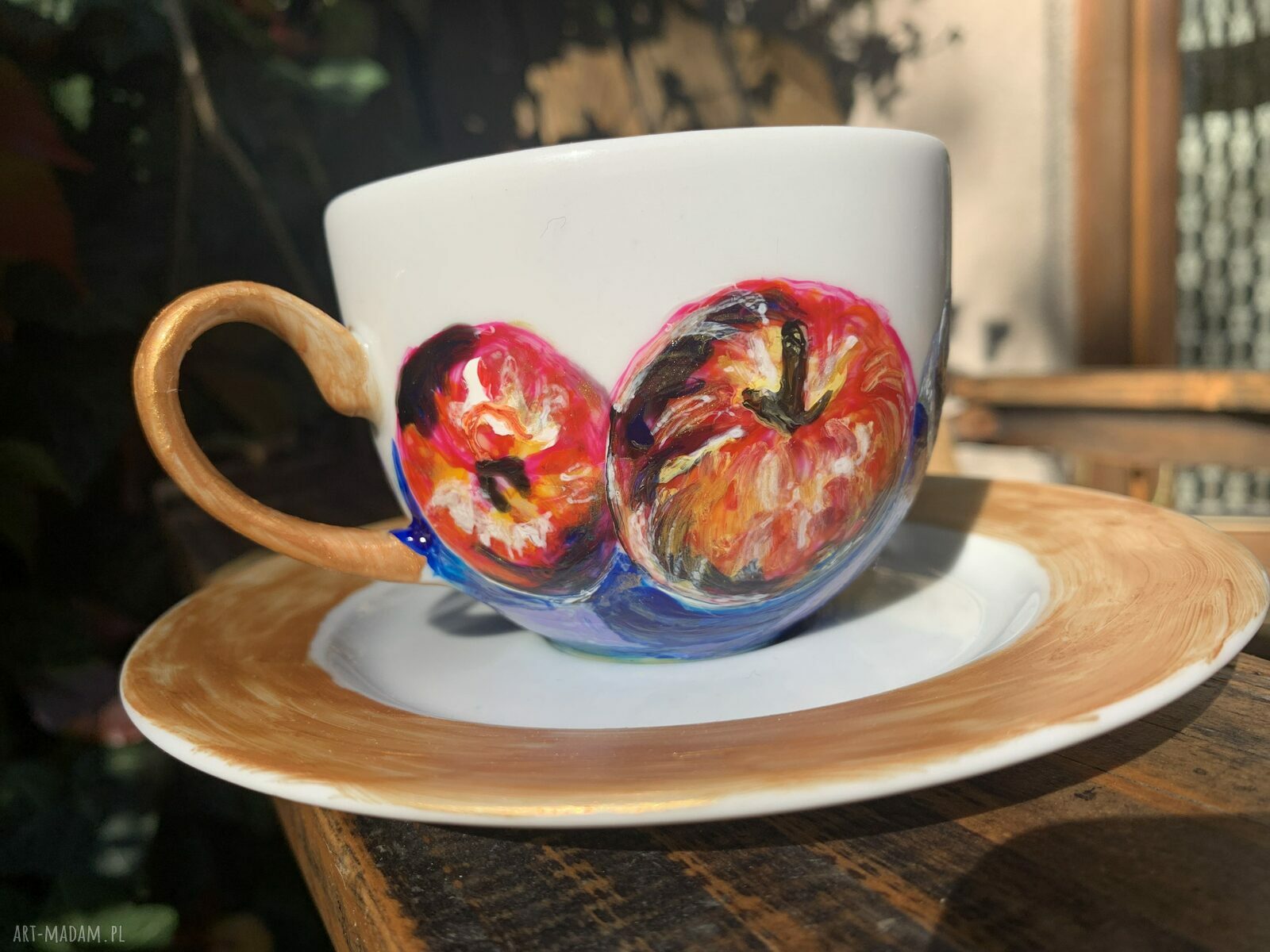 Porcelanowa filiżanka ręcznie malowana - Owoce w złocie (200 ml)