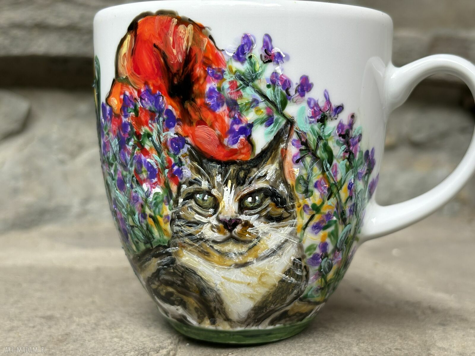 Porcelanowy kubek ręcznie malowany Koty i kwiaty (300 ml)