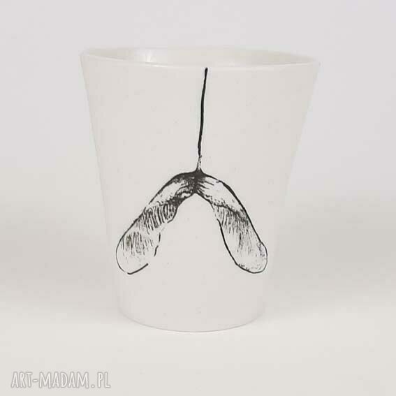 Porcelanowy kubek do herbaty - bez ucha, 320 ml, ręcznie zdobiony