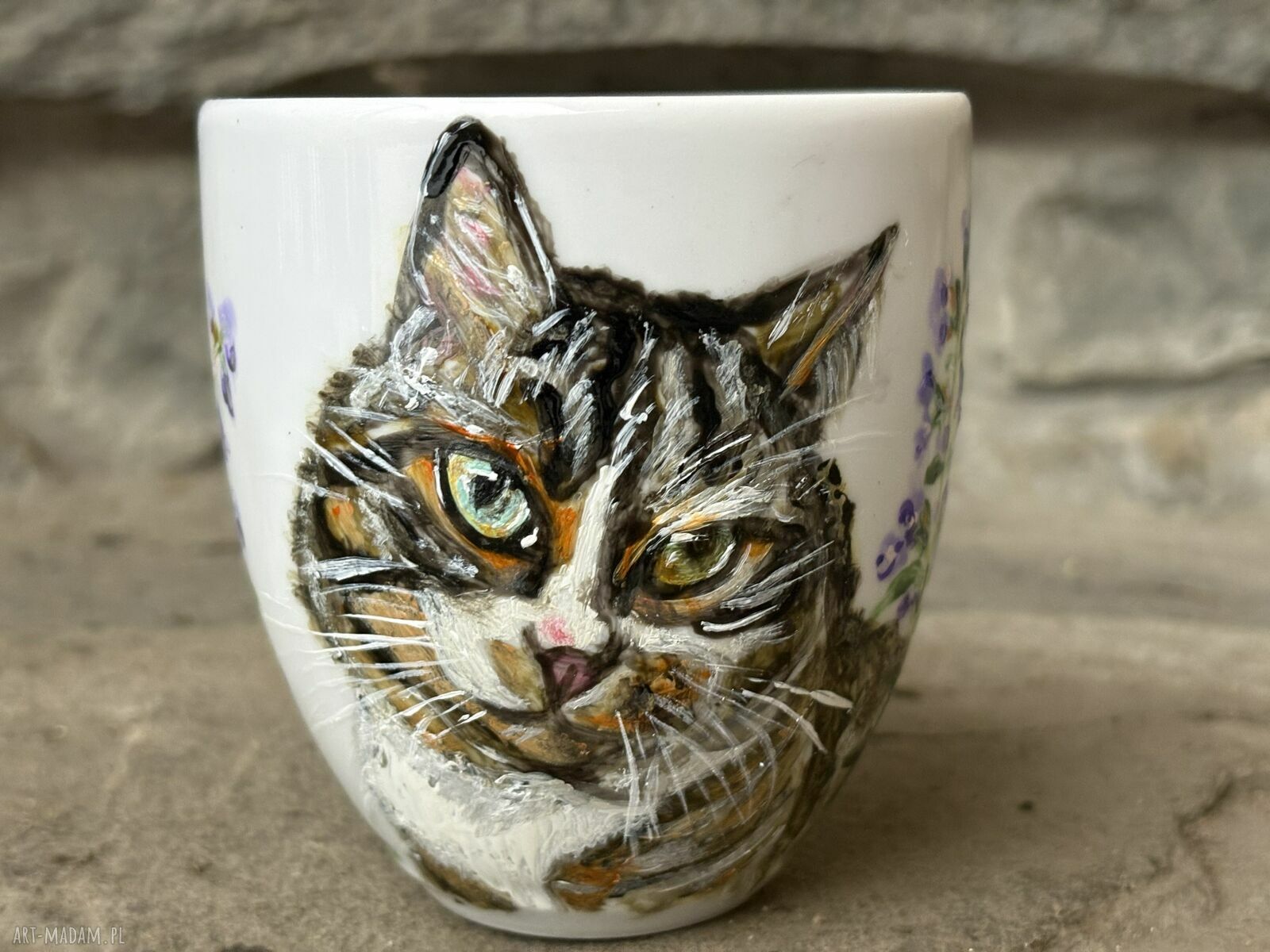 Porcelanowy kubek ręcznie malowany 300 ml - Kot w kocimiętce