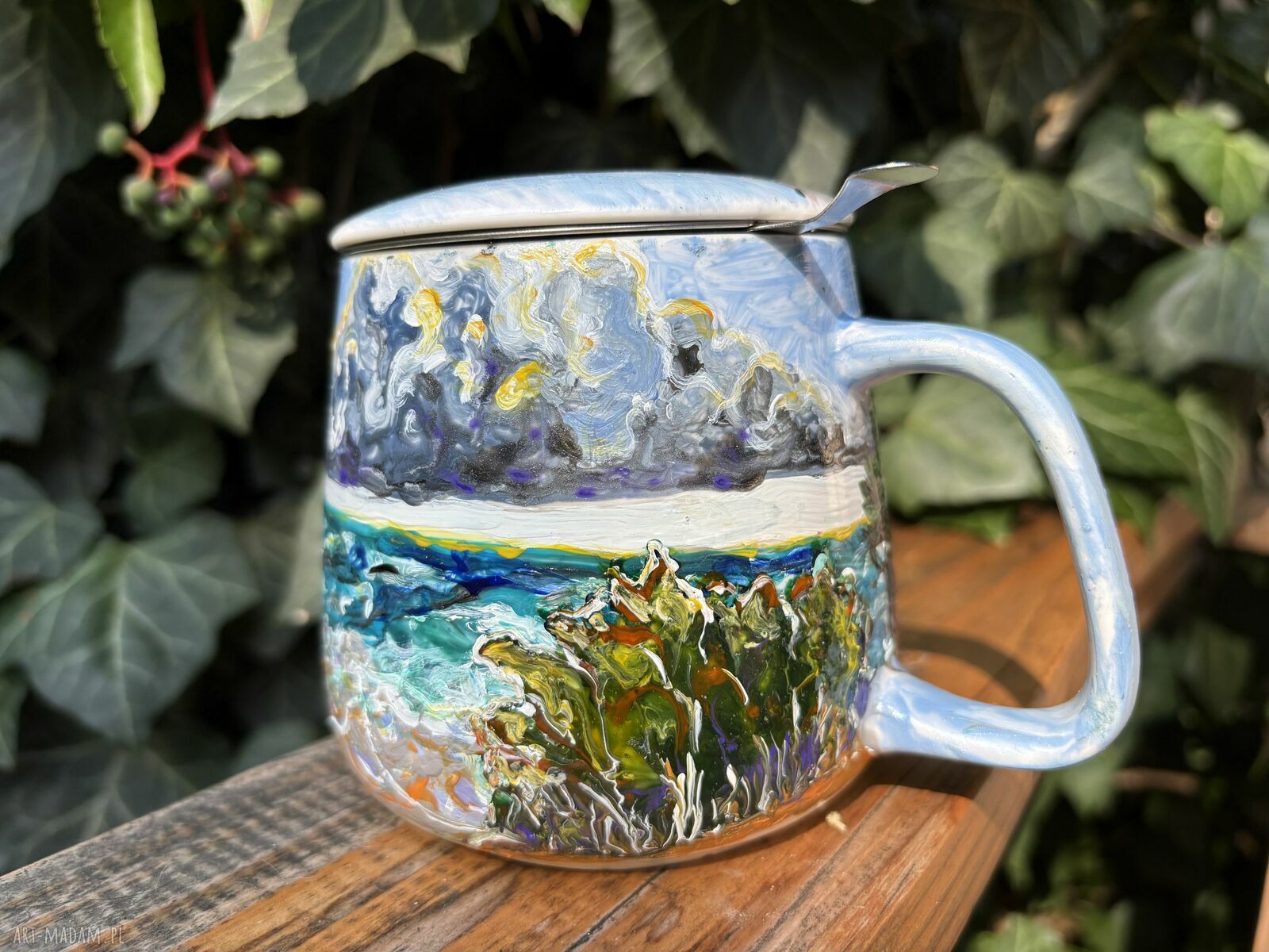 Porcelanowy kubek z zaparzaczem 500 ml - Nad Bałtykiem