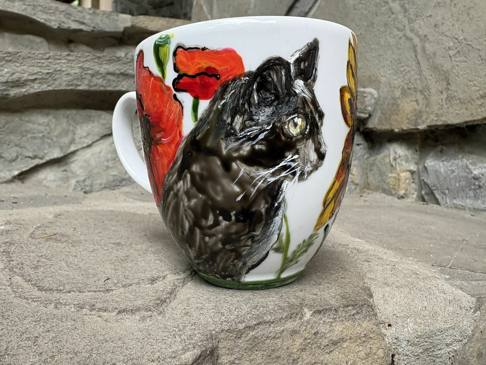 Porcelanowy kubek ręcznie malowany Koty i kwiaty 300 ml