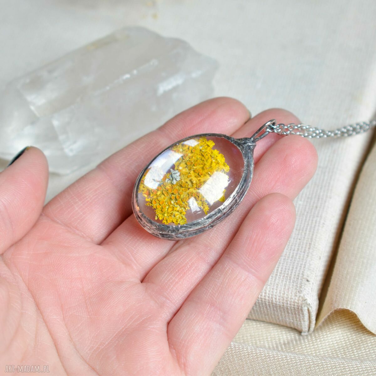 Leśny naszyjnik z prawdziwym porostem w szkle