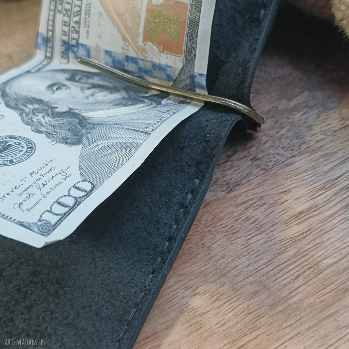 Czarny portfel banknotówka z klipsem i skórzany handmade - z grawerem