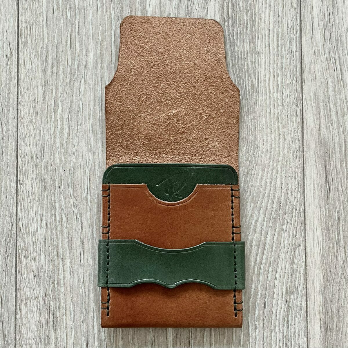 portfele: Portfel brązowo zielony na karty wykonany ze skóry ręcznie uszyty. Handmade