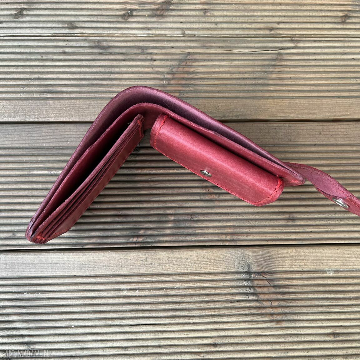 portfele: Portfel damski czerwony wykonany ze skóry na bilon ręcznie uszyty. hand made