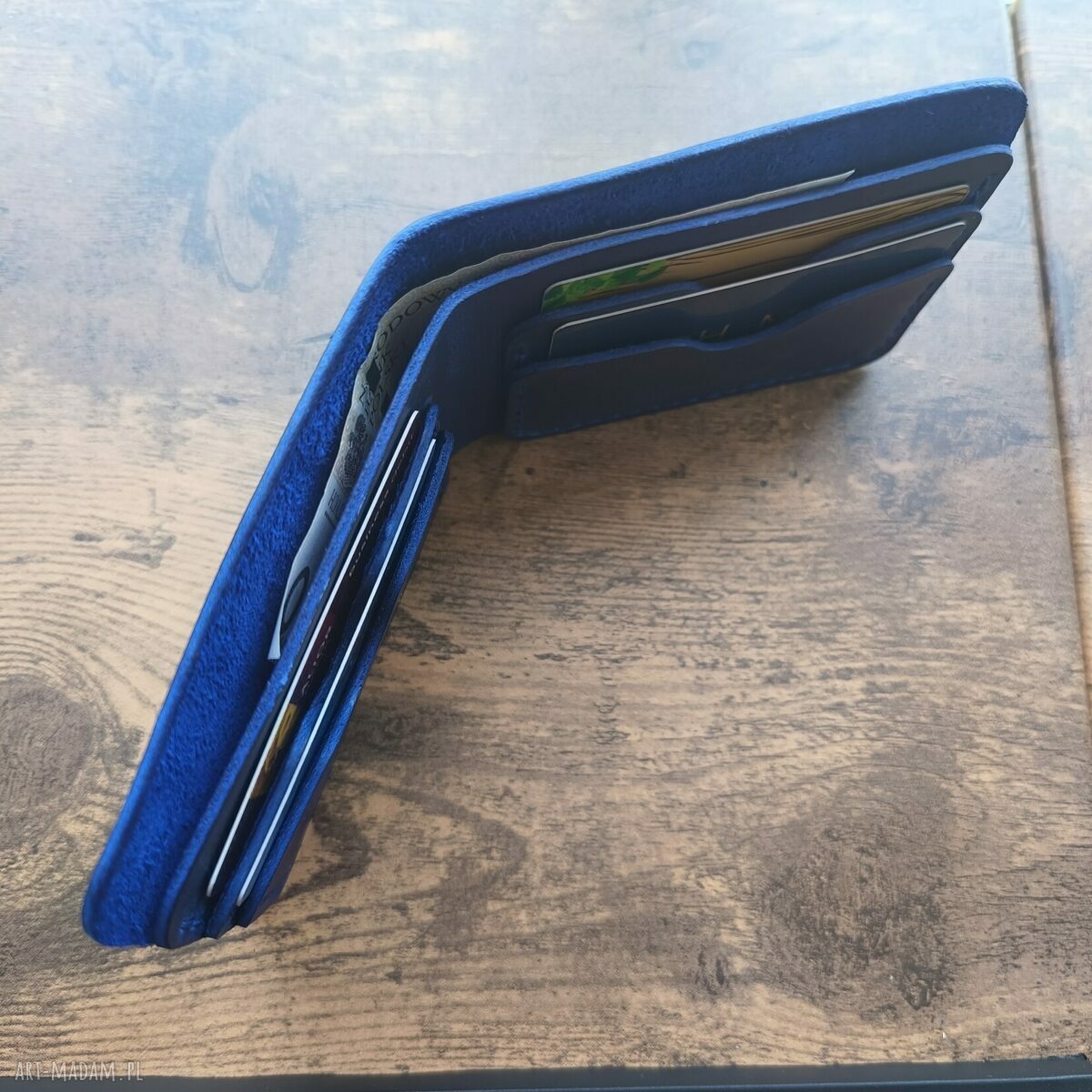Portfel męski skórzany mały cienki z grawerem laserowym - handmade