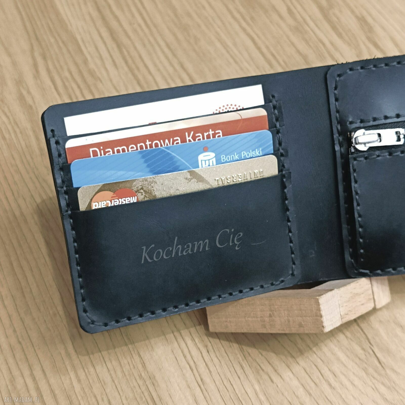 Personalizowany portfel skórzany męski na 4 karty z grawerem imieniem