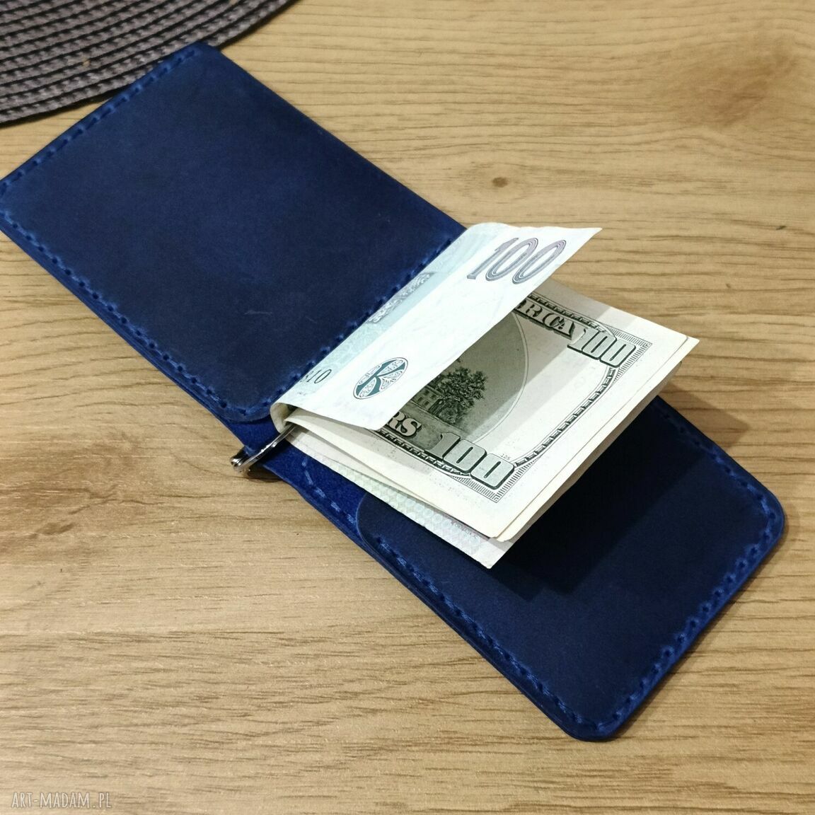 Portfel skórzany z klipsem na banknoty i grawerem laserowym